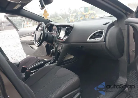 2015 Dodge Dart Sxt z USA, uszkodzony, nr VIN 1C3CDFBB7FD166038